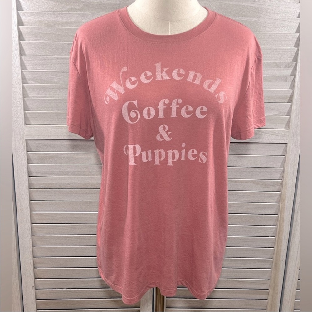 FIFTH SUN Weekends Coffee & Puppies Short
Sleeve Tee Dusty Pink-XL